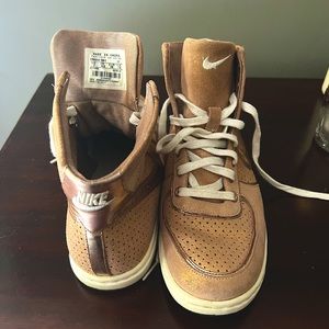 Nike Air Scandal 330238-991 Gold Metallic Mid Sneakers